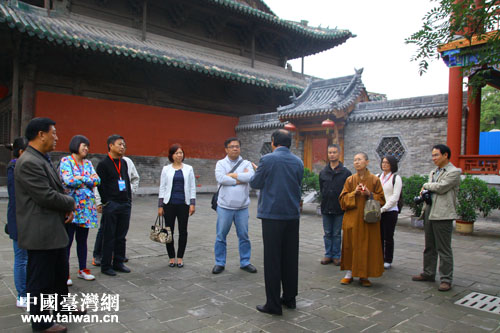 臺(tái)灣記者參觀太原崇善寺 臺(tái)灣記者參觀太原崇善寺
