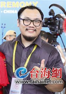 BT(mn)_(ti)M(jn)_(ti)ʽV(chng) _(ti)衱2015(li)